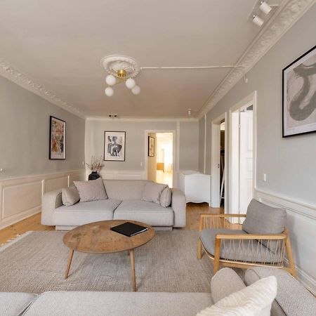Big 4 Bedroom Apartment With Bathtub By Cph City Hall Square Kopenhagen Exterior foto
