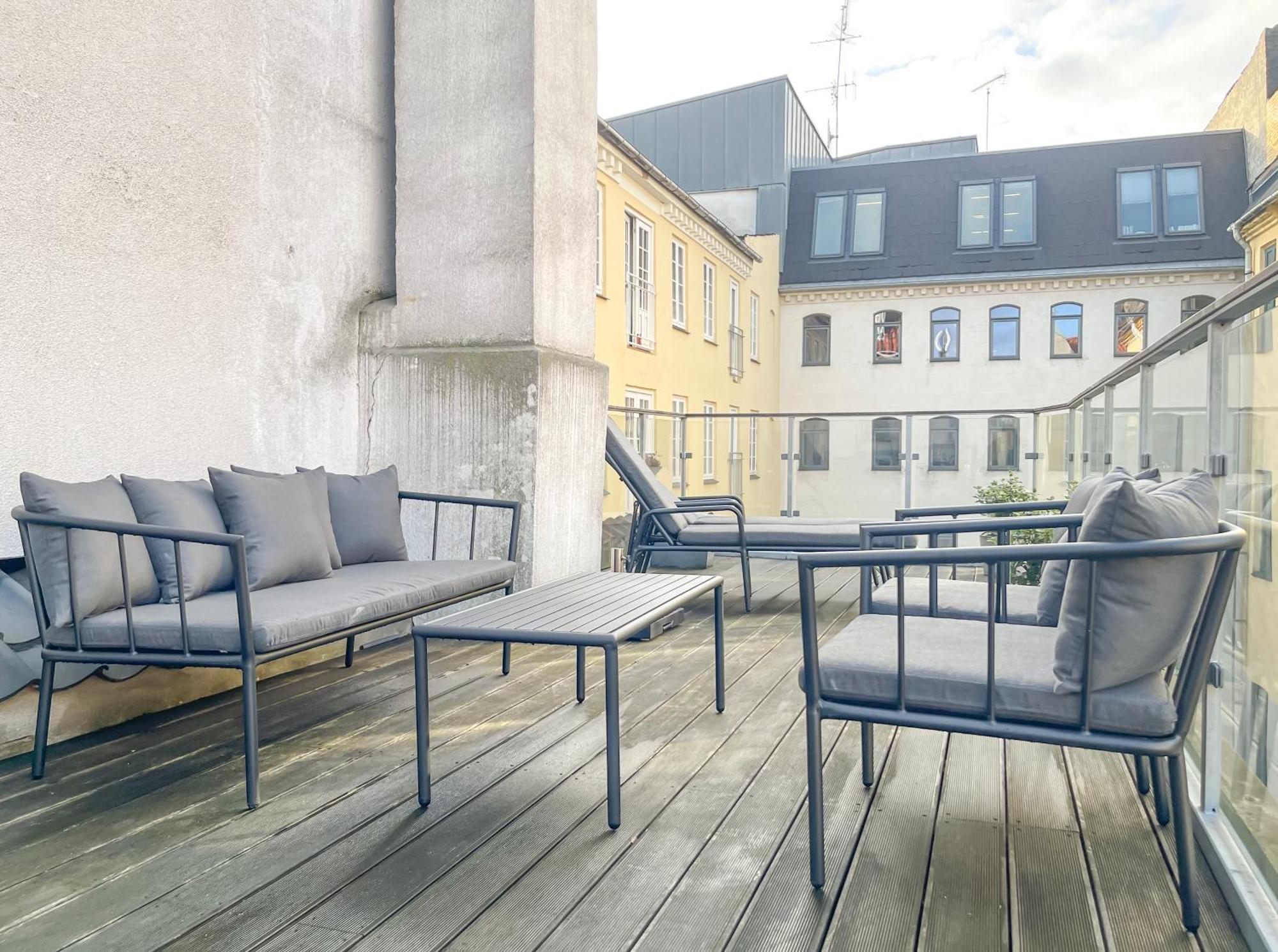 Big 4 Bedroom Apartment With Bathtub By Cph City Hall Square Kopenhagen Exterior foto
