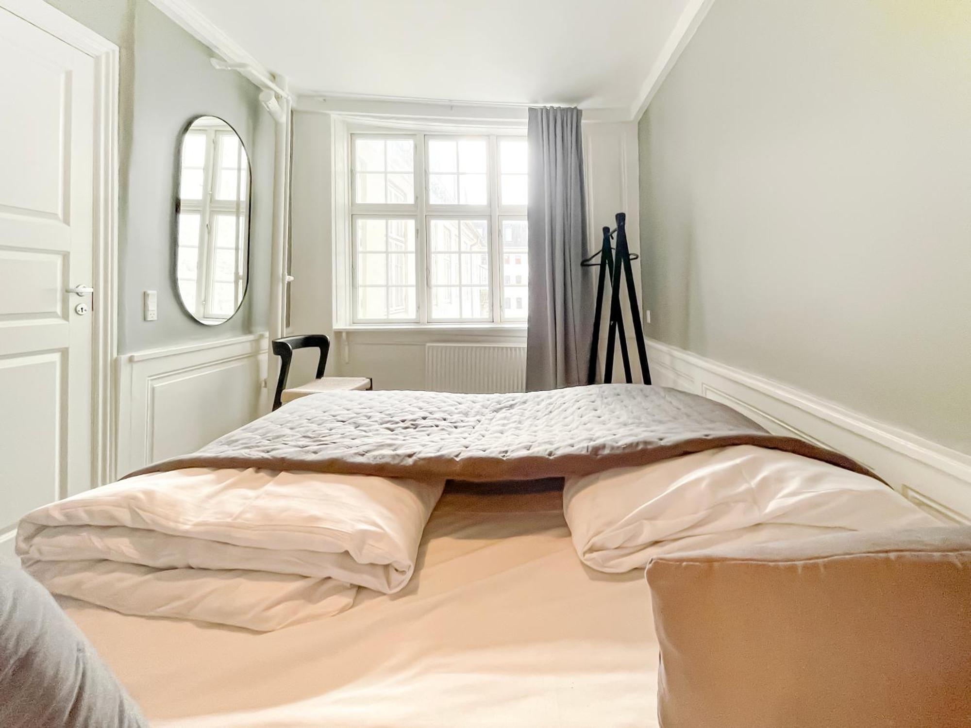 Big 4 Bedroom Apartment With Bathtub By Cph City Hall Square Kopenhagen Exterior foto