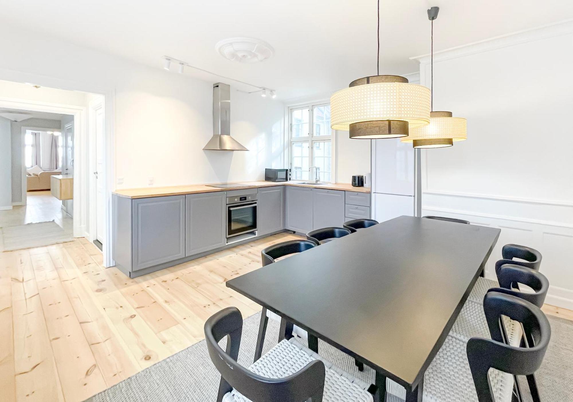 Big 4 Bedroom Apartment With Bathtub By Cph City Hall Square Kopenhagen Exterior foto