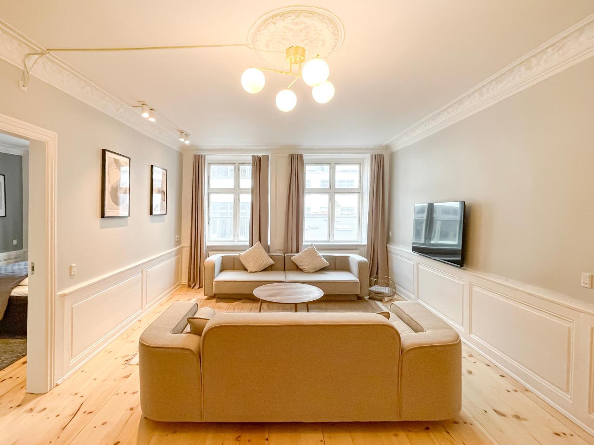 Big 4 Bedroom Apartment With Bathtub By Cph City Hall Square Kopenhagen Exterior foto