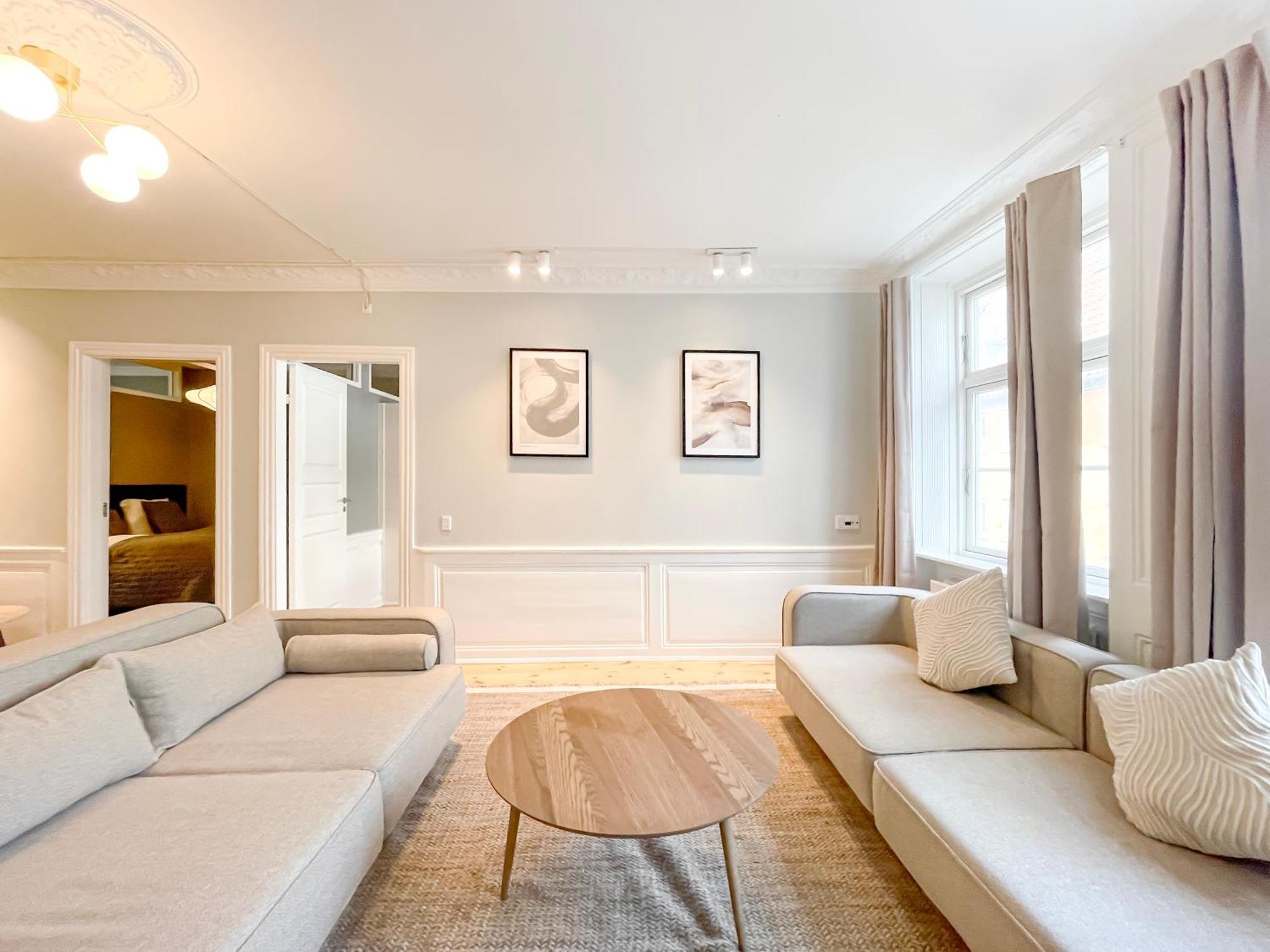 Big 4 Bedroom Apartment With Bathtub By Cph City Hall Square Kopenhagen Exterior foto