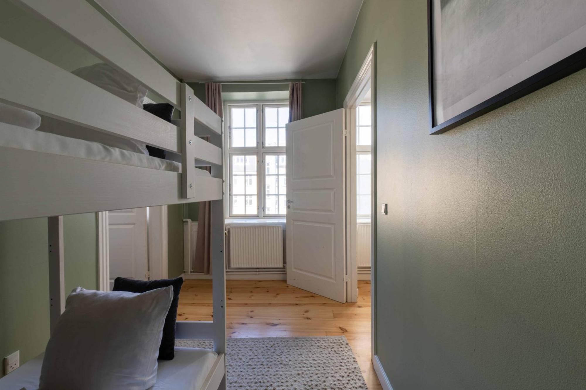 Big 4 Bedroom Apartment With Bathtub By Cph City Hall Square Kopenhagen Exterior foto